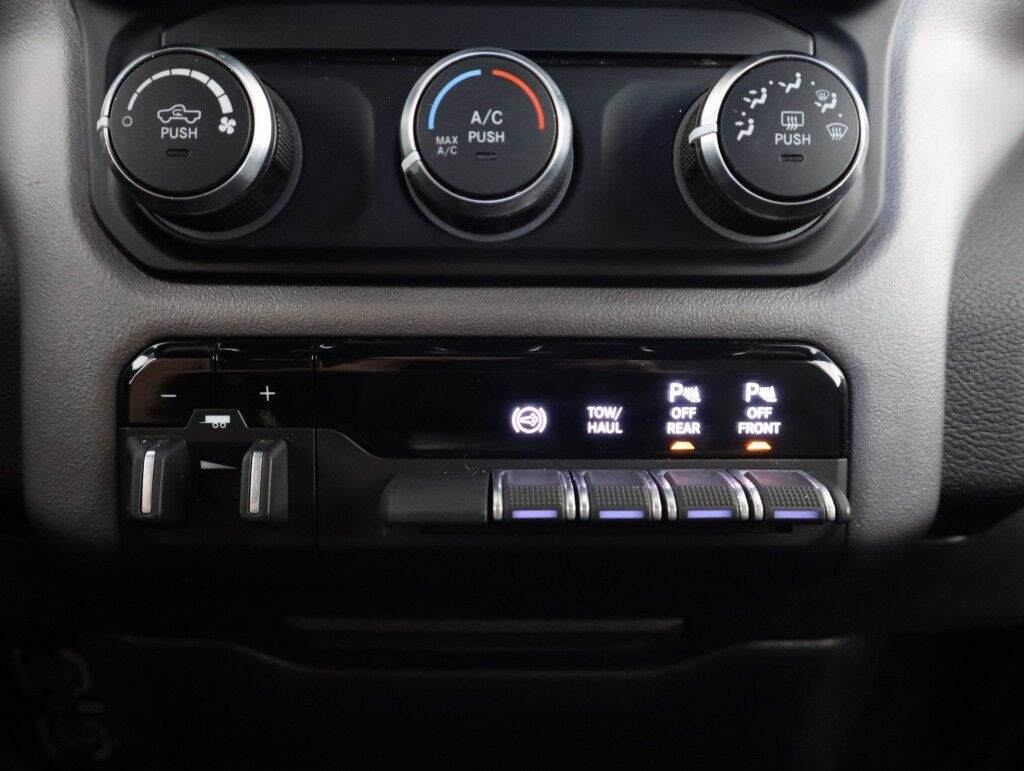 2022 Ram 2500 Big Horn Crew Cab Diesel w/SnowPlow Prep/Spray Liner Maumee OH