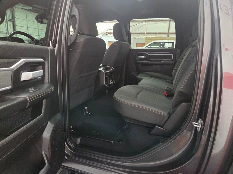 2022 Ram 2500 Big Horn Night Edition 6.7L Diesel 12in Screen GPS Camera FREE WARRANTY Arlington TX