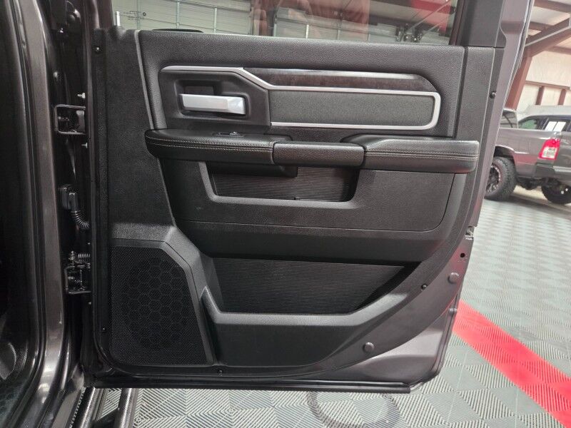 2022 Ram 2500 Big Horn Night Edition 6.7L Diesel 12in Screen GPS Camera FREE WARRANTY Arlington TX