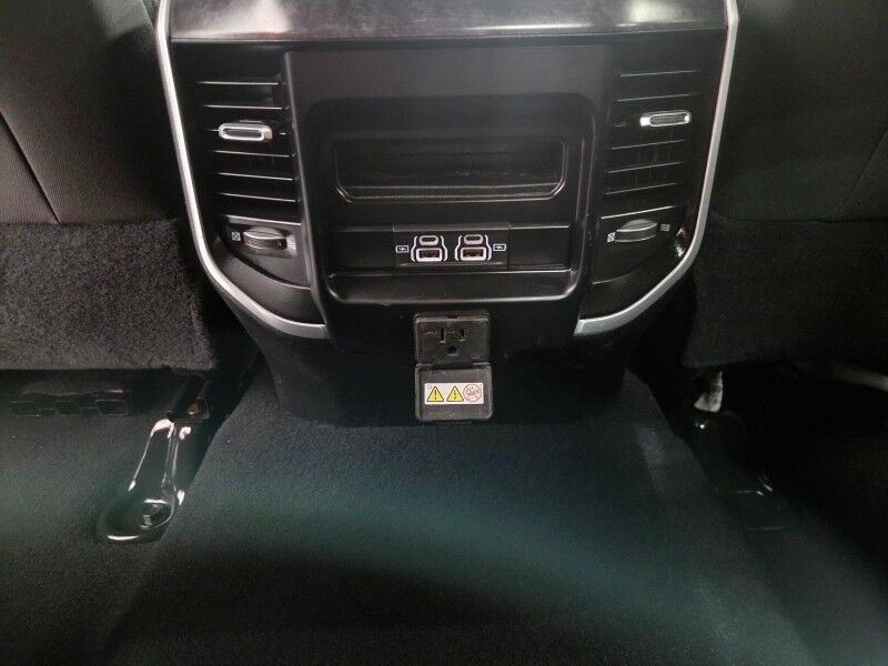 2022 Ram 2500 Big Horn Night Edition 6.7L Diesel 12in Screen GPS Camera FREE WARRANTY Arlington TX