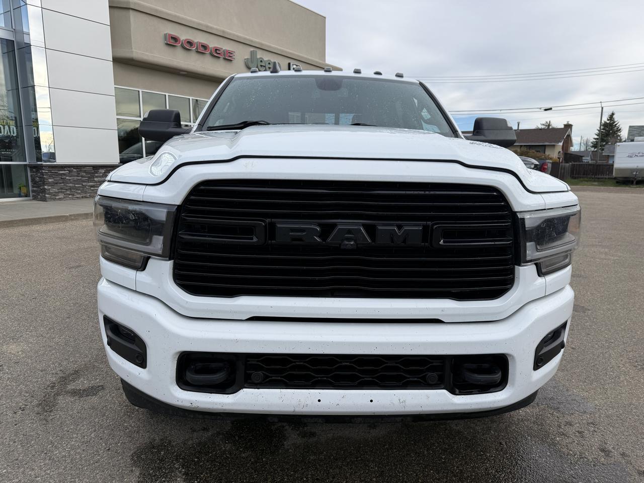 2022 Ram 2500 Laramie | Mega Cab | Night Edition | Towing Tech Pkg | Off-Road Pkg | 6 Seat Bench | 5th Wheel Prep Redwater AB