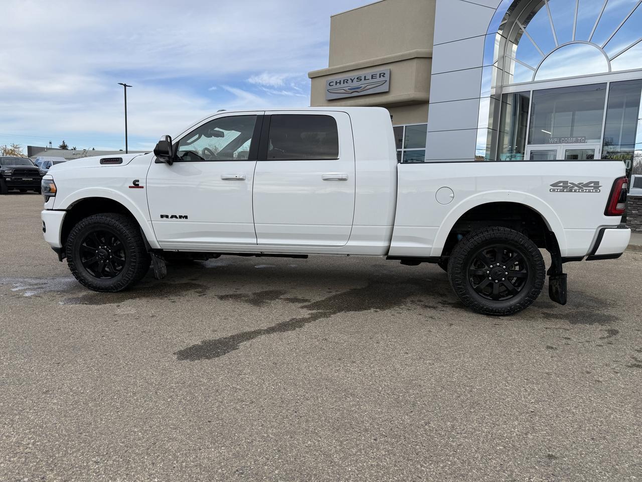 2022 Ram 2500 Laramie | Mega Cab | Night Edition | Towing Tech Pkg | Off-Road Pkg | 6 Seat Bench | 5th Wheel Prep Redwater AB