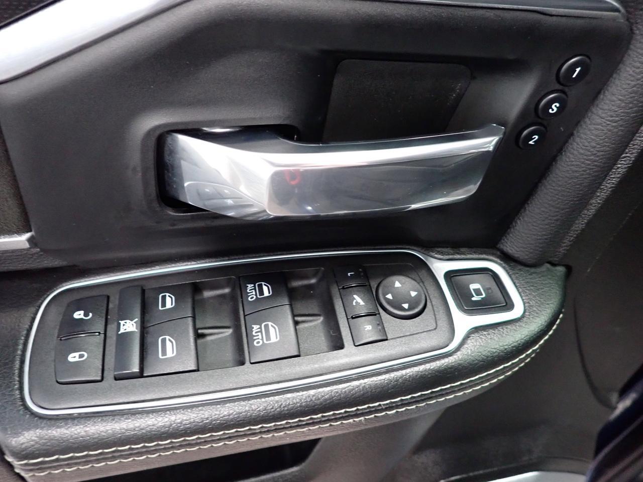 2022 Ram 2500 Laramie 4WD CREW CAB LEATHER NAVI 6'4" BOX Listowel ON