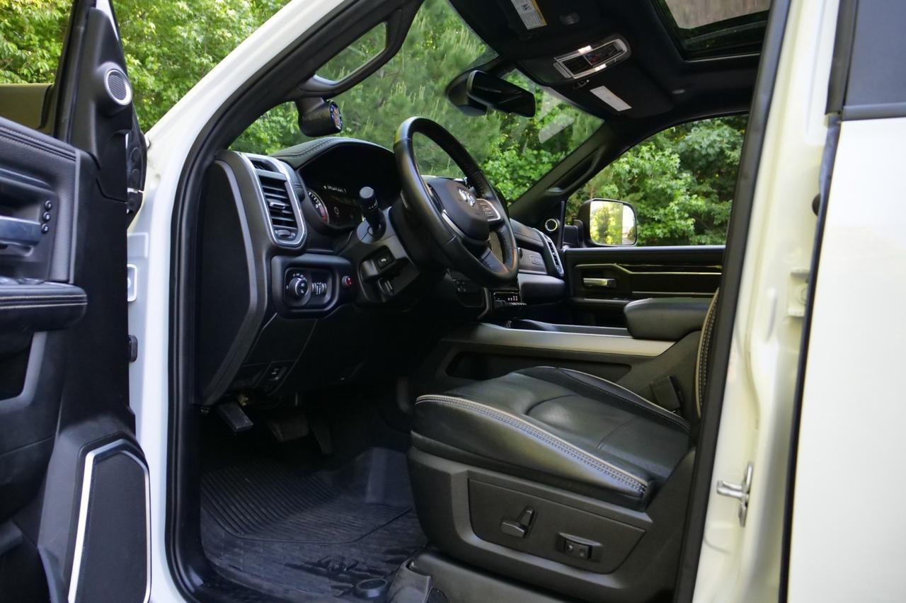 2022 Ram 2500 Laramie 4X4 / MEGA CAB / Night Edition / Diesel / Upgrades! Lincolnton NC