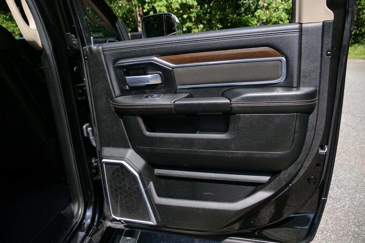 2022 Ram 2500 Laramie 4X4 / NORSTAR SR STEEL FLAT BED / Turbo Diesel! High Point NC