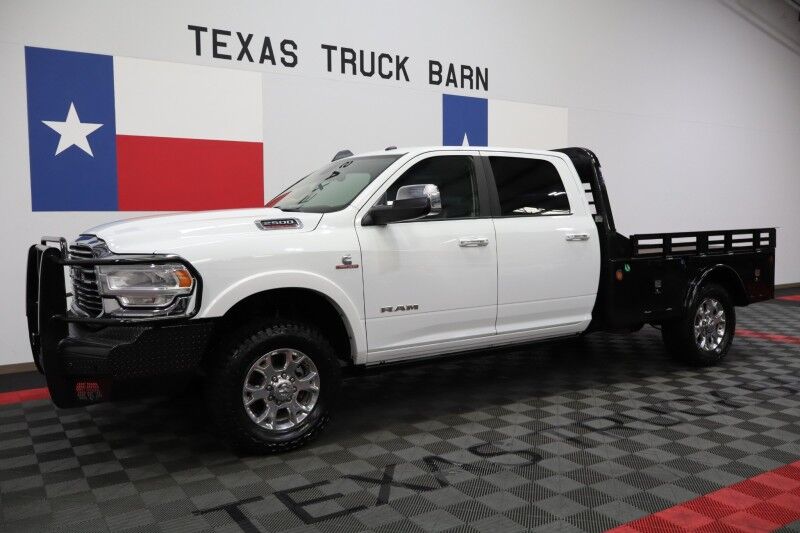 2022 Ram 2500 Laramie 6.7L Diesel Flatbed Tool Boxes Gooseneck NEW 33in Tires