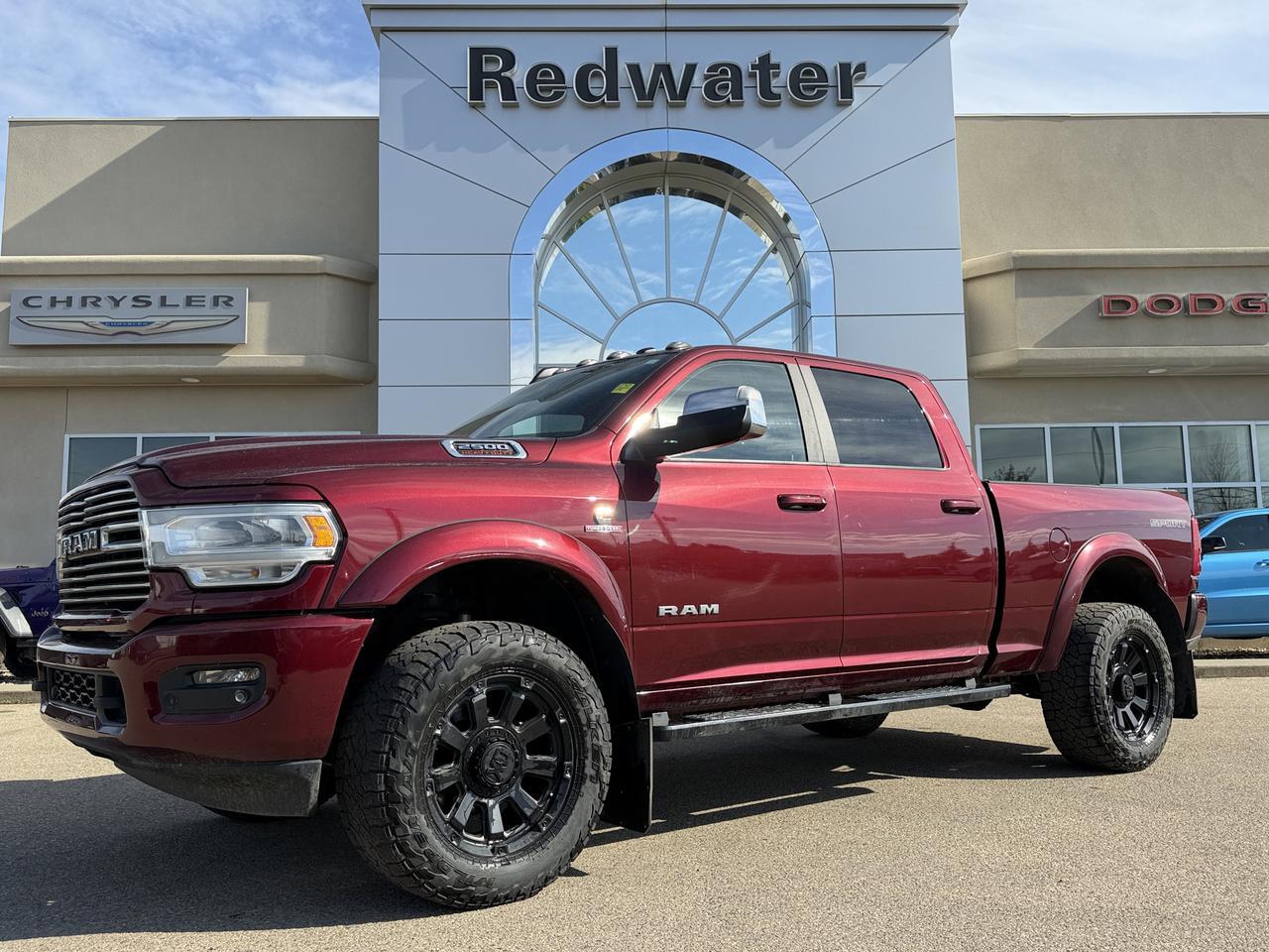 2022 Ram 2500 Laramie Crew Cab 4x4 | Cummins Diesel | 12IN Display | NAV | Leather Heated Seats | 5th Wheel Prep
