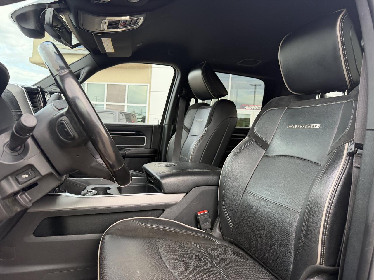 2022 Ram 2500 Laramie Crew Cab 4x4 | Cummins Diesel | 12IN Display | NAV | Leather Heated Seats | 5th Wheel Prep Redwater AB