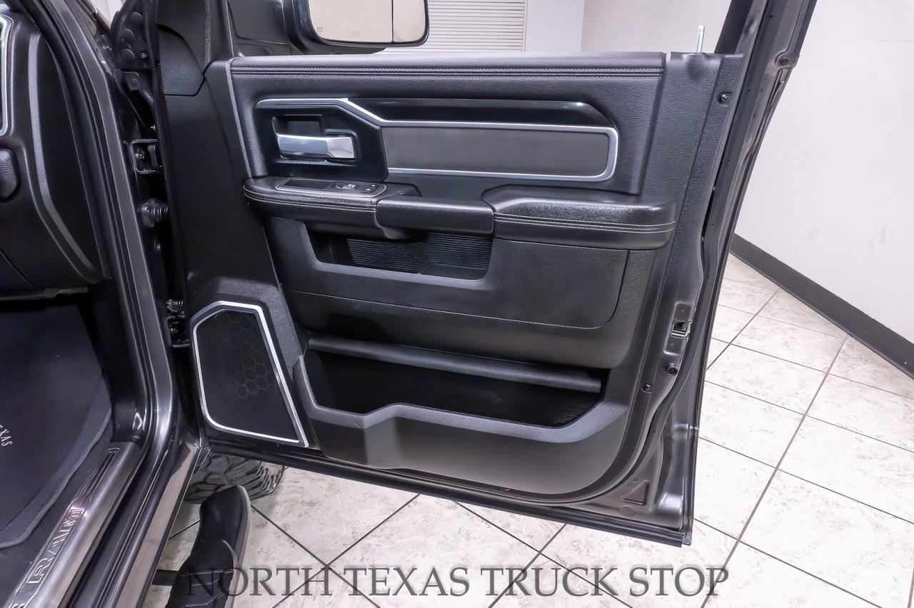 2022 Ram 2500 Laramie Night Crew 6.7L Cummins Diesel 4X4 Mansfield TX