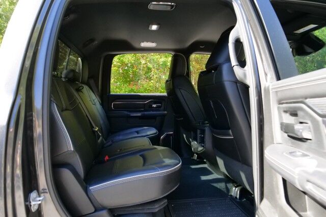2022 Ram 2500 Limited 4X4 / Night Edition / Level 1 Equipment! High Point NC