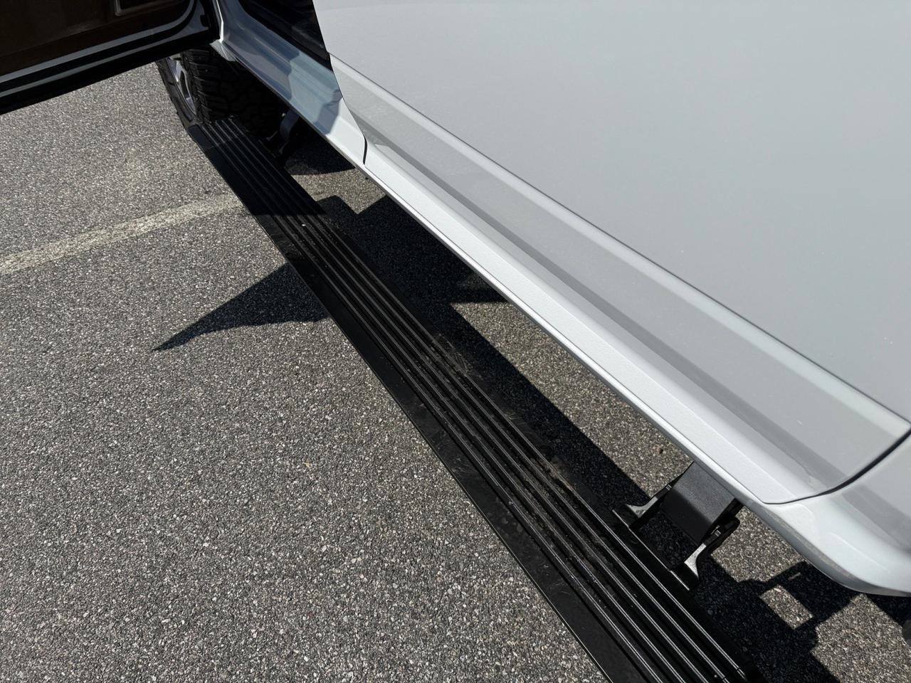 2022 Ram 2500 Longhorn, HEATED/VENTILATED SEATS, HEATED REAR SEATS, HEATED STEERING WHEEL, SUNROOF, APPLE CARPLAY/ANDROID AUTO, BED LINER, TOW PACKAGE, HARMAN/KARDON SPEAKERS, BACKUP CAMERA, POWER/HEATED MIRRORS, POWER FOLDING MIRRORS, ONLY 1 OWNER, CLEAN CARFAX! Norfolk VA