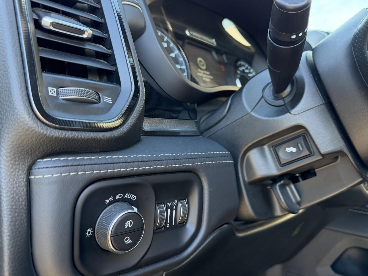 2022 Ram 2500 Power Wagon Crew Cab 4x4 | HEMI V8 | Leather | Heated Seats | NAV | 12IN Display | Remote Start Redwater AB