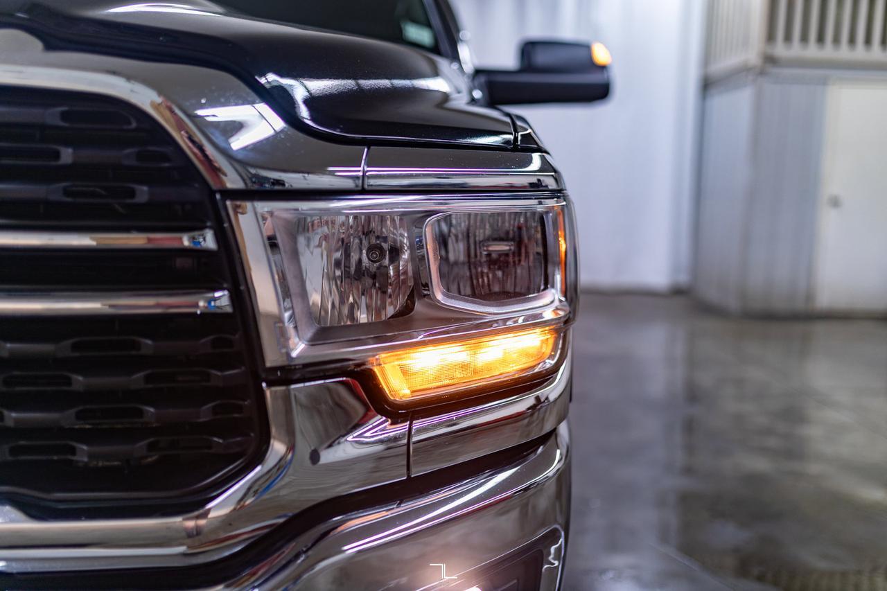 2022 Ram 3500 4x4 Crew Cab Big Horn Diesel AISIN BCam Red Deer AB
