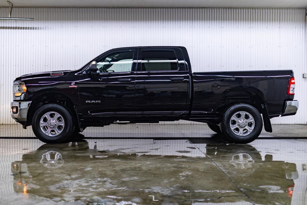 2022 Ram 3500 4x4 Crew Cab Big Horn Diesel AISIN BCam Red Deer AB