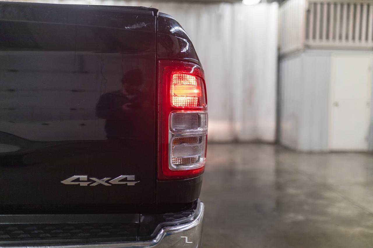 2022 Ram 3500 4x4 Crew Cab Big Horn HEMI BCam Red Deer AB