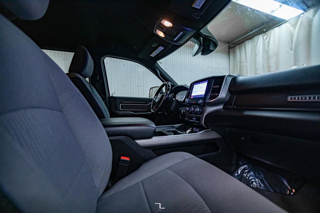 2022 Ram 3500 4x4 Crew Cab Big Horn HEMI BCam Red Deer AB