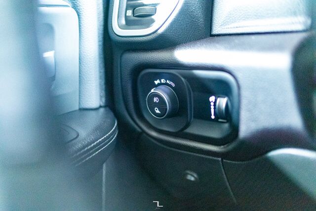 2022 Ram 3500 4x4 Crew Cab Big Horn HEMI BCam Red Deer AB