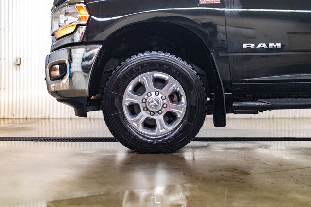 2022 Ram 3500 4x4 Crew Cab Big Horn HEMI BCam Red Deer AB