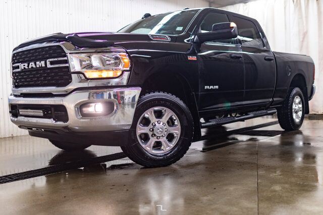 2022 Ram 3500 4x4 Crew Cab Big Horn HEMI BCam Red Deer AB