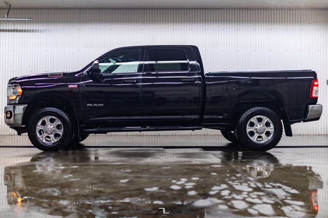 2022 Ram 3500 4x4 Crew Cab Big Horn HEMI BCam Red Deer AB