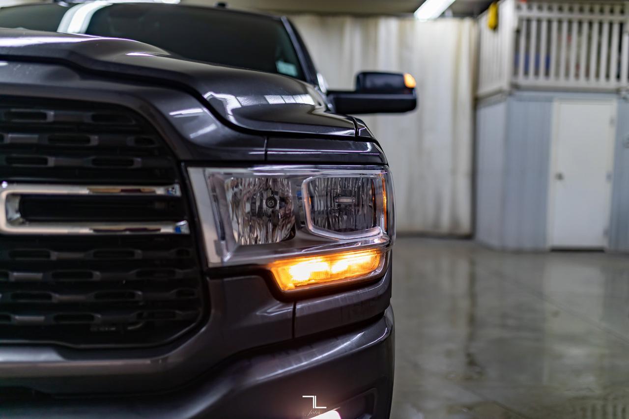 2022 Ram 3500 4x4 Crew Cab Big Horn Longbox Diesel AISIN Nav BCam Red Deer AB