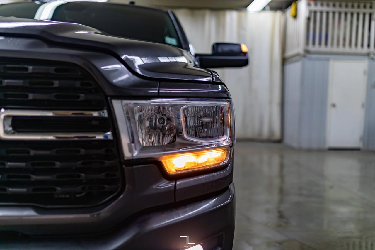 2022 Ram 3500 4x4 Crew Cab Big Horn Longbox Diesel AISIN Nav BCam Red Deer AB