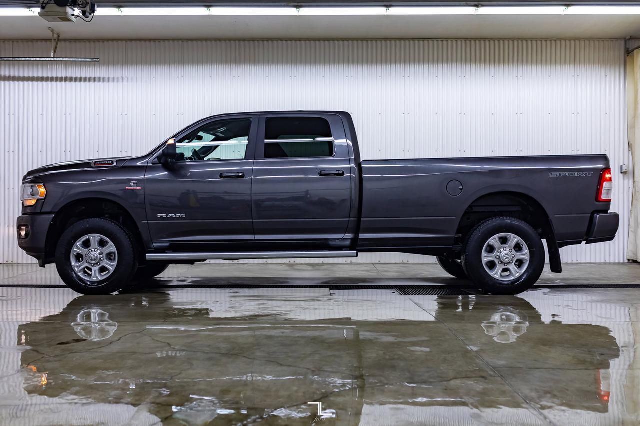 2022 Ram 3500 4x4 Crew Cab Big Horn Longbox Diesel AISIN Nav BCam Red Deer AB
