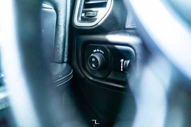 2022 Ram 3500 4x4 Crew Cab Big Horn Longbox Diesel AISIN Nav BCam Red Deer AB