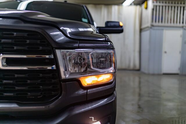 2022 Ram 3500 4x4 Crew Cab Big Horn Longbox Diesel AISIN Nav BCam Red Deer AB