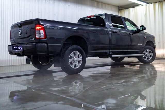 2022 Ram 3500 4x4 Crew Cab Big Horn Longbox Diesel AISIN Nav BCam Red Deer AB