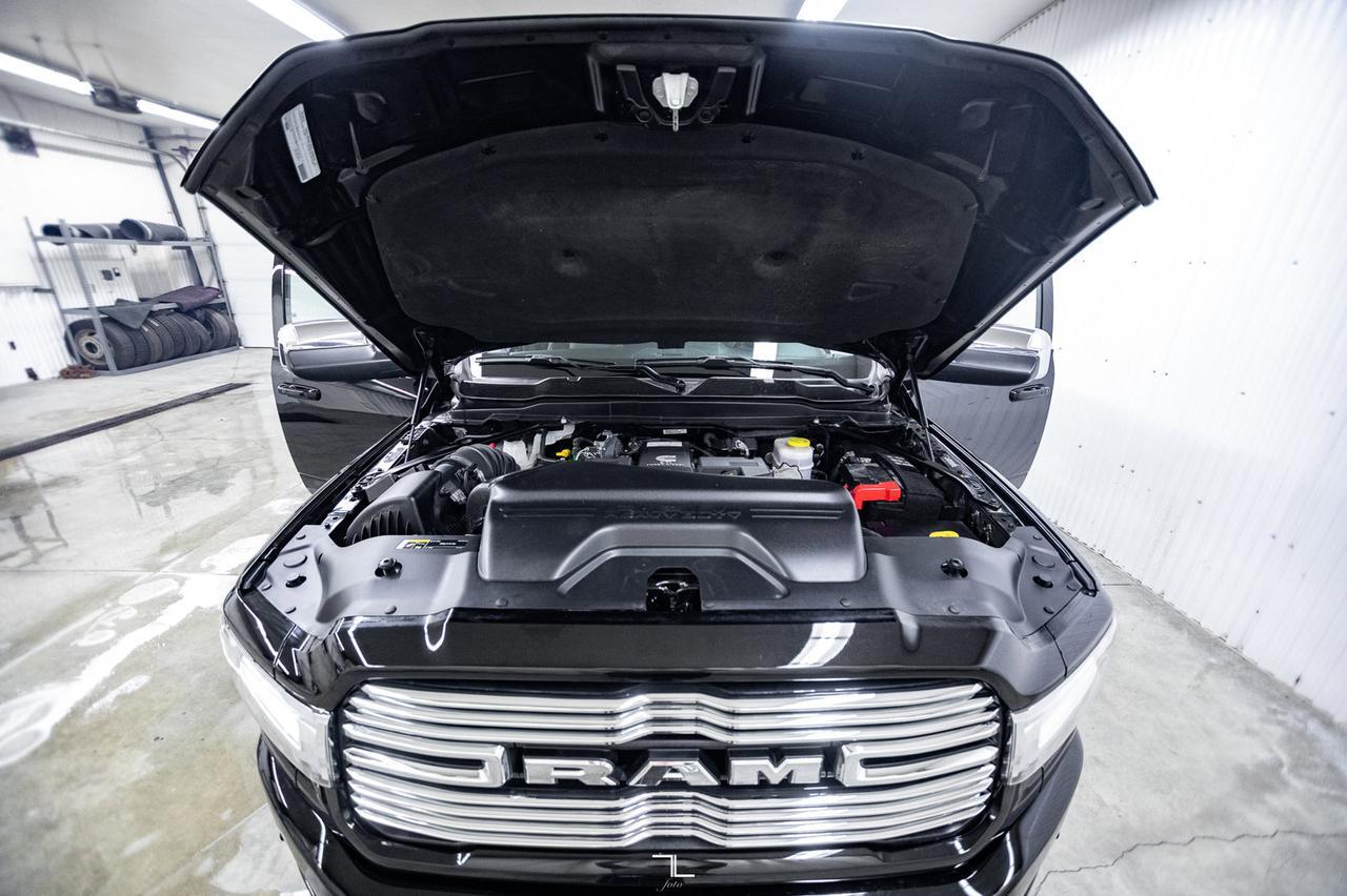 2022 Ram 3500 4x4 Crew Cab Laramie Diesel Leather Nav BCam Red Deer AB