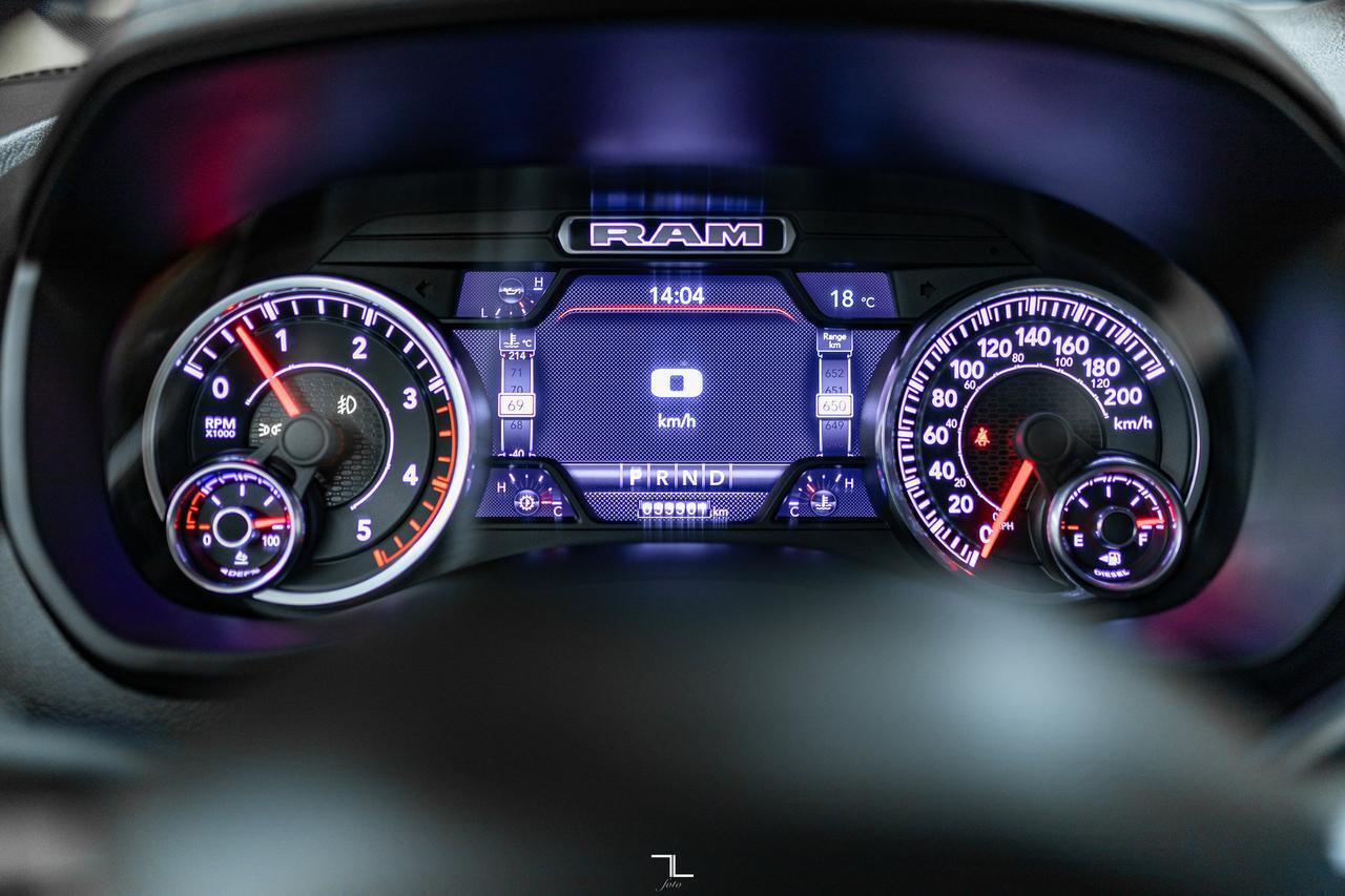 2022 Ram 3500 4x4 Crew Cab Laramie Longbox Diesel AISIN Leather Nav Red Deer AB