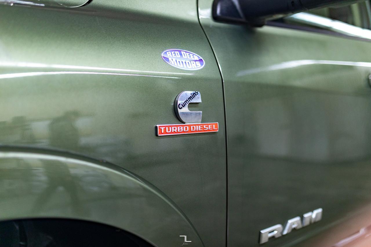 2022 Ram 3500 4x4 Crew Cab Laramie Mechanics Diesel AISIN Leather Nav Red Deer AB