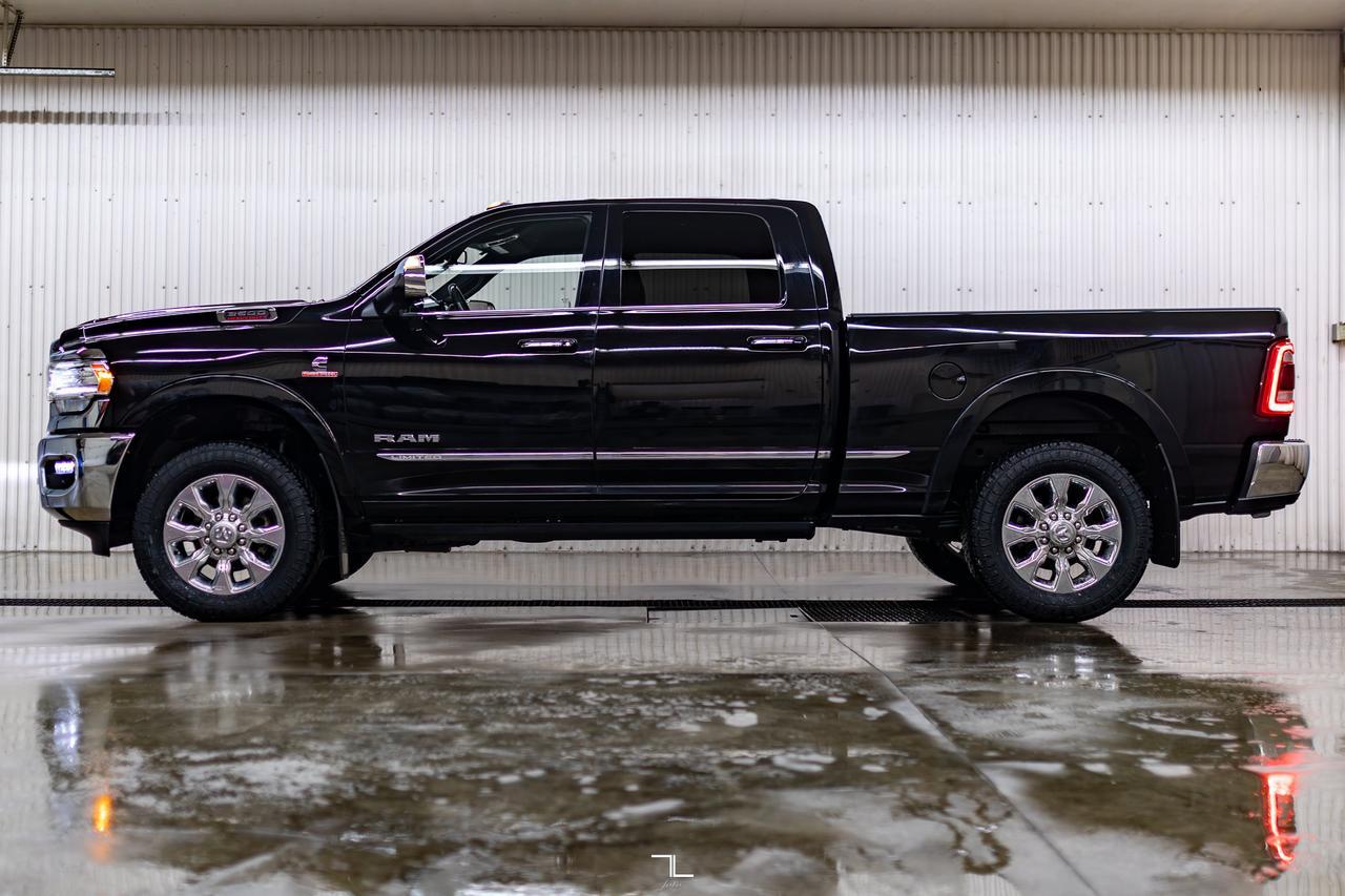 2022 Ram 3500 4x4 Crew Cab Limited Diesel AISIN Leather Nav Red Deer AB