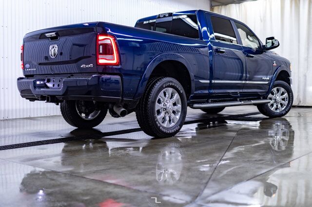 2022 Ram 3500 4x4 Crew Cab Limited Diesel AISIN Leather Roof Nav Red Deer AB