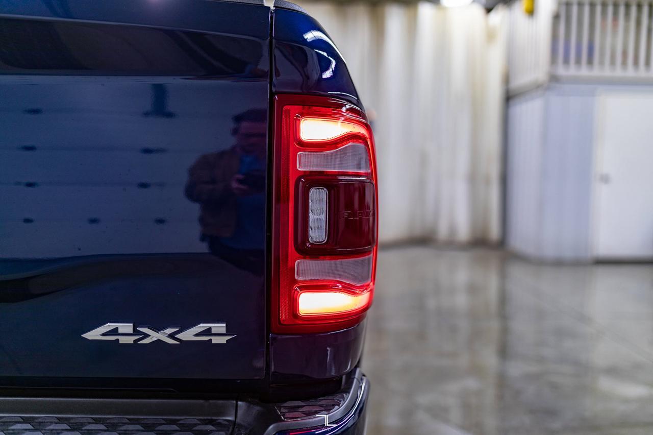 2022 Ram 3500 4x4 Crew Cab Limited Diesel AISIN Leather Roof Nav Red Deer AB