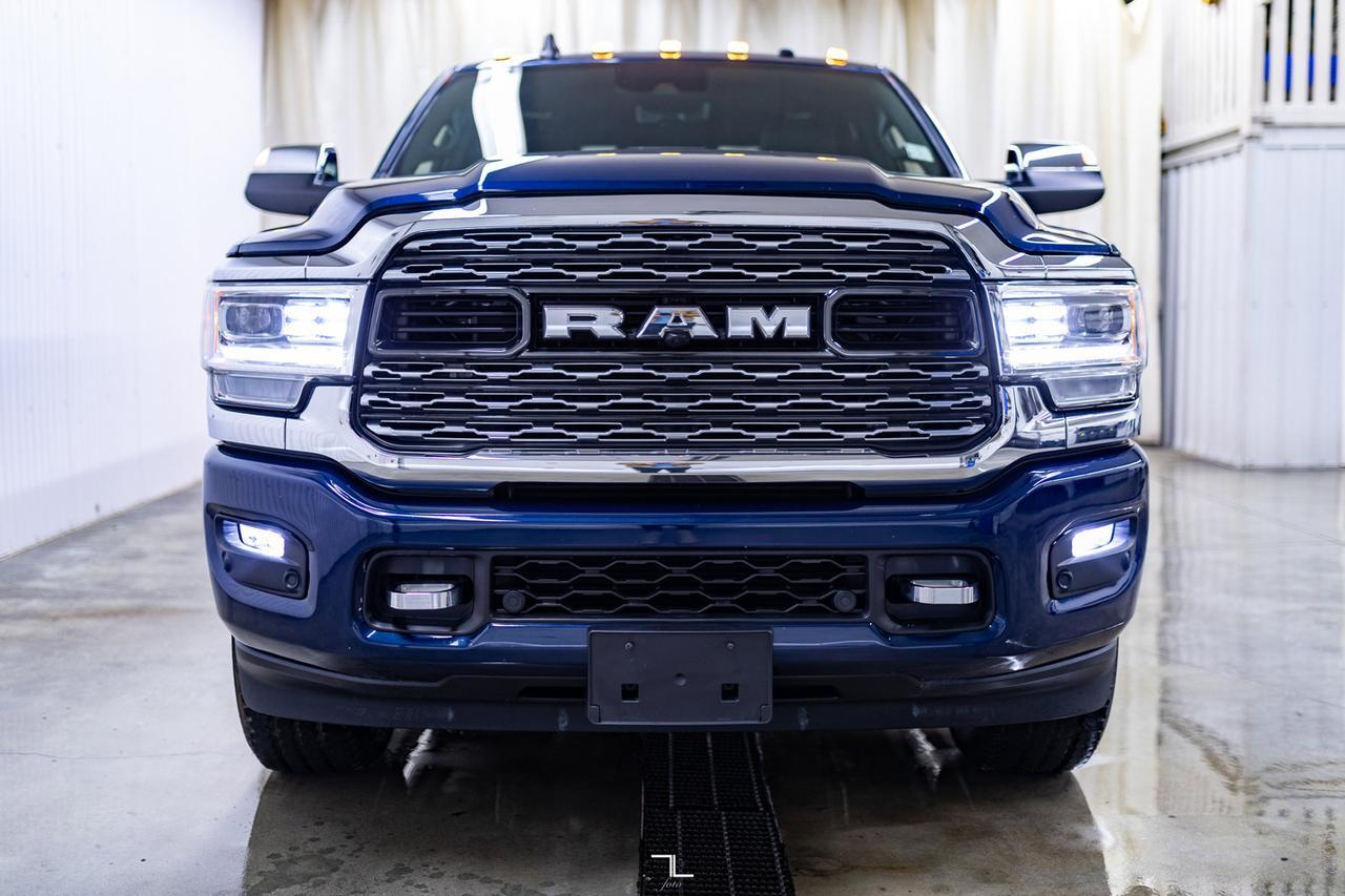 2022 Ram 3500 4x4 Crew Cab Limited Diesel AISIN Leather Roof Nav Red Deer AB
