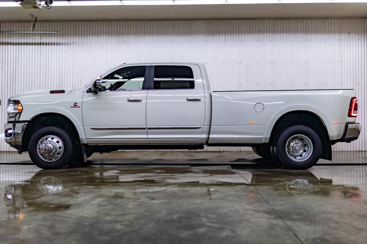 2022 Ram 3500 4x4 Crew Cab Limited Dually Diesel AISIN Leather Nav Red Deer AB