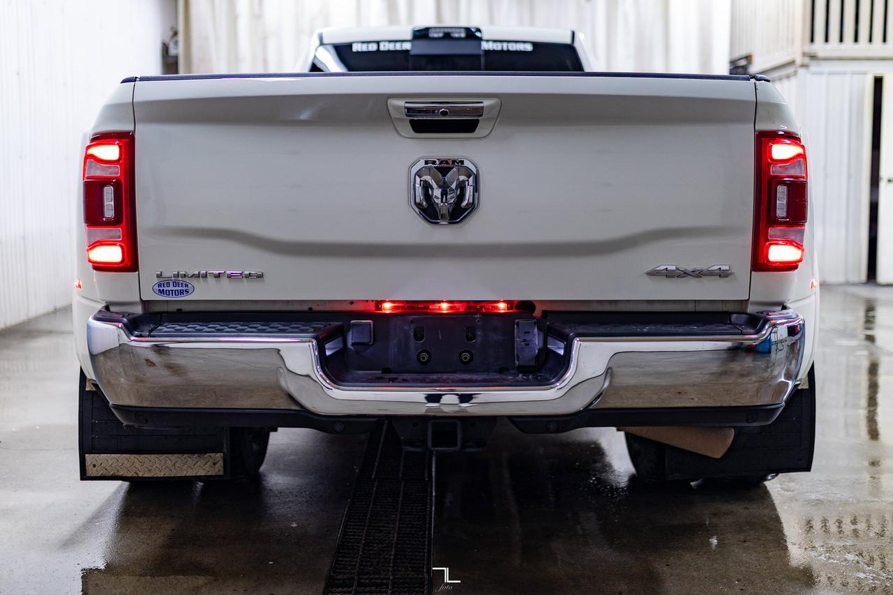 2022 Ram 3500 4x4 Crew Cab Limited Dually Diesel AISIN Leather Nav Red Deer AB