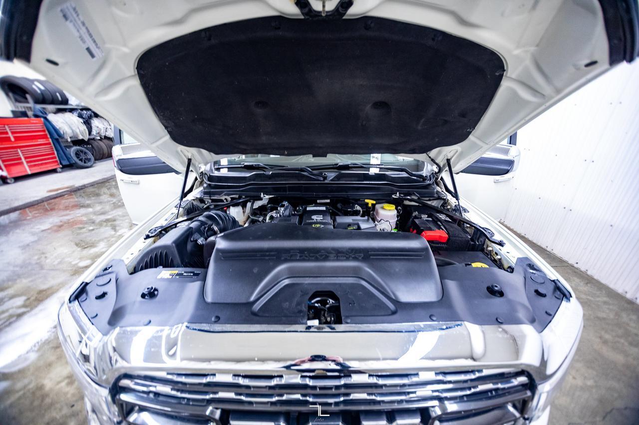 2022 Ram 3500 4x4 Crew Cab Limited Dually Diesel AISIN Leather Nav Red Deer AB