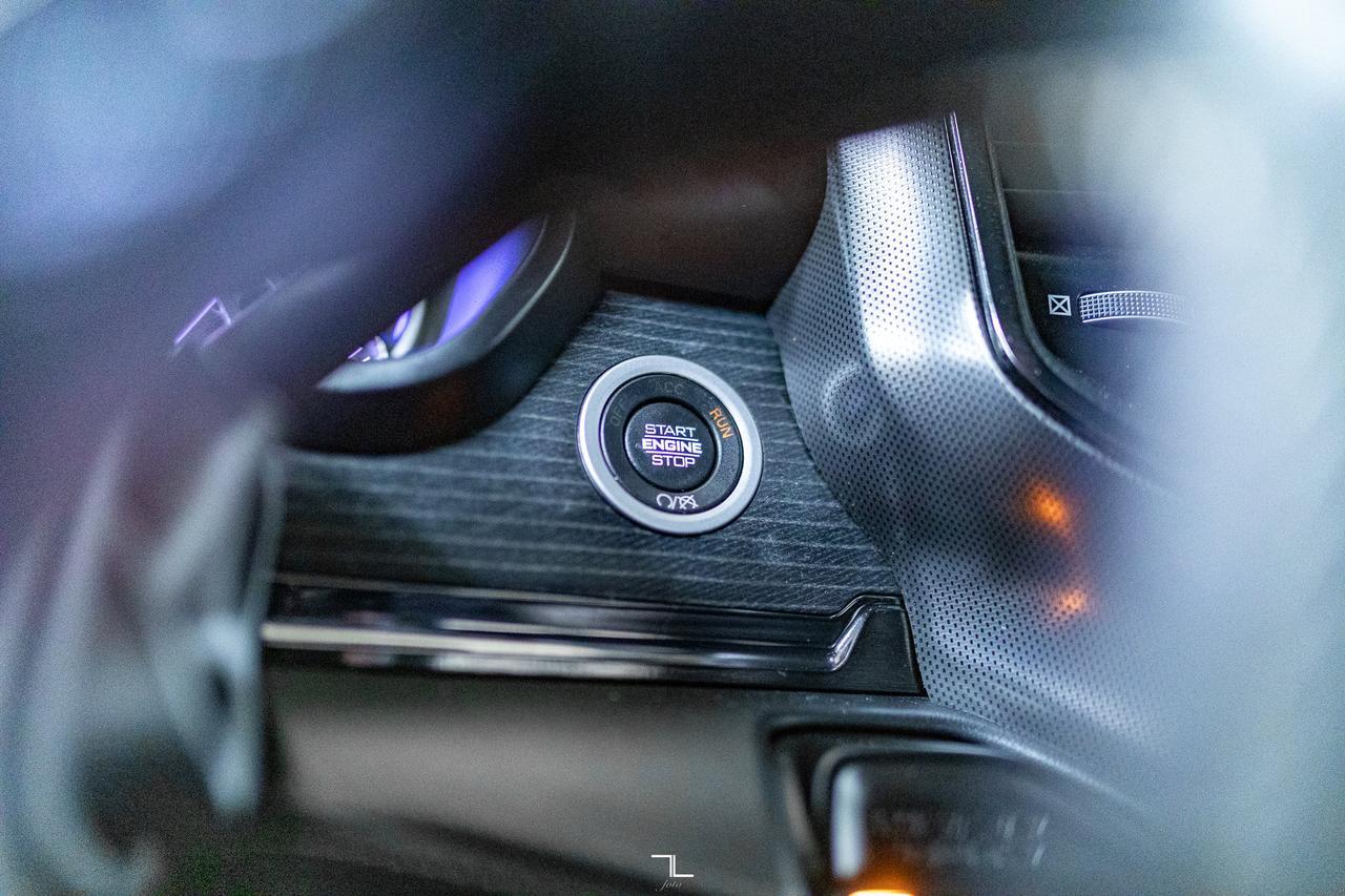 2022 Ram 3500 4x4 Crew Cab Limited Dually Diesel AISIN Leather Nav Red Deer AB