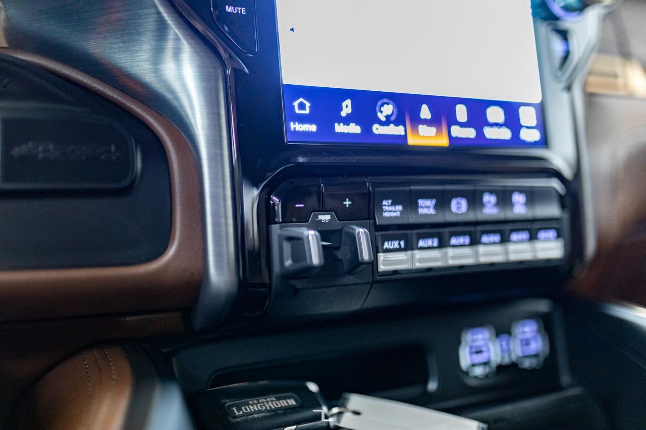 2022 Ram 3500 4x4 Crew Cab Limited Longhorn Dually Diesel Leather Nav BCam Red Deer AB