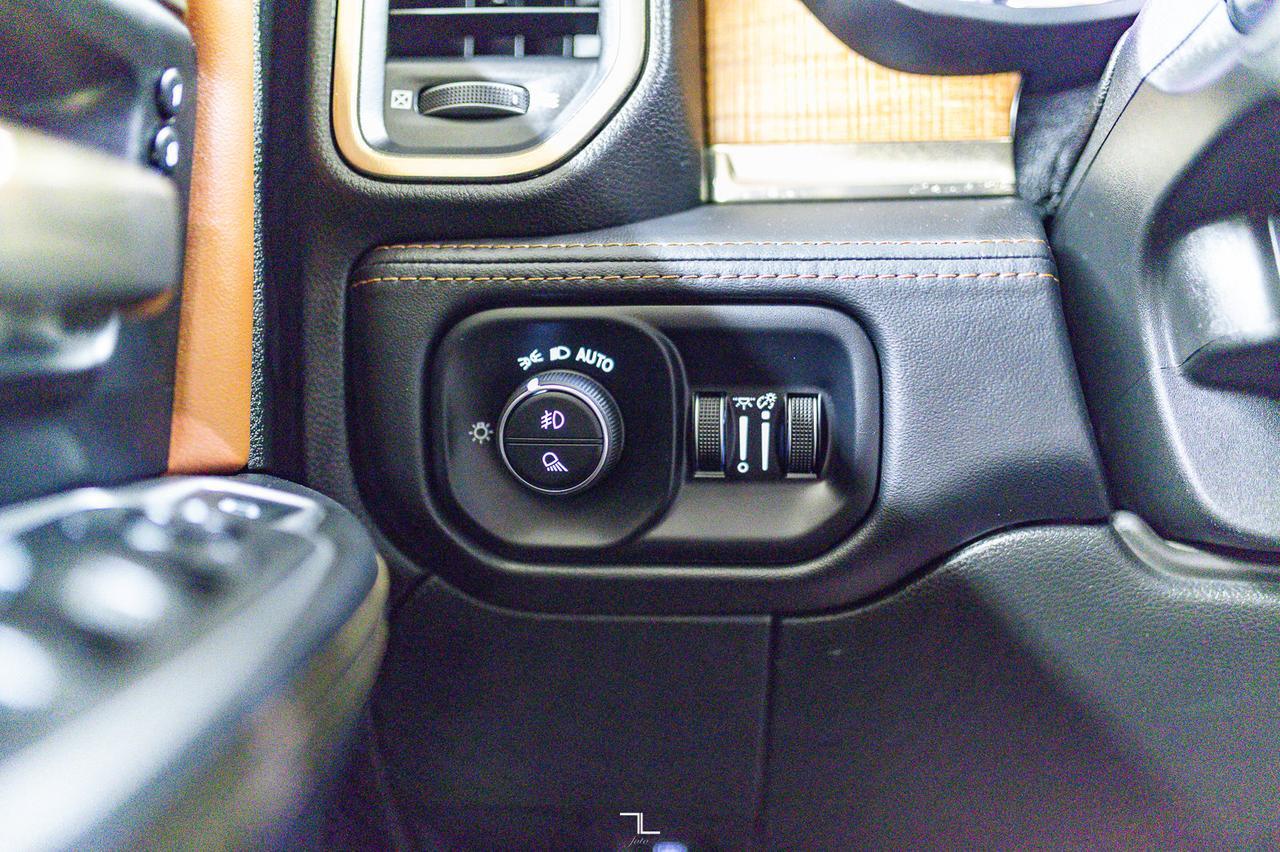 2022 Ram 3500 4x4 Crew Cab Longhorn Diesel AISIN Leather Nav Red Deer AB