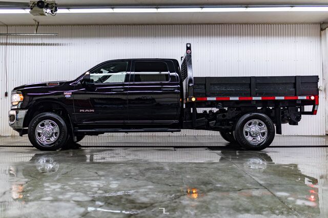 2022 Ram 3500 4x4 Crew Cab Tradesman Deck HEMI BCam Red Deer AB