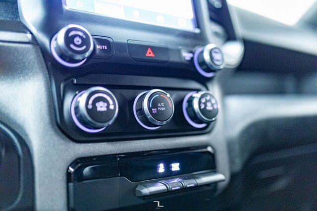 2022 Ram 3500 4x4 Crew Cab Tradesman Deck HEMI BCam Red Deer AB