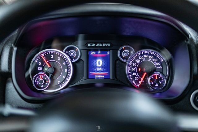 2022 Ram 3500 4x4 Crew Cab Tradesman Deck HEMI BCam Red Deer AB