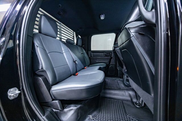 2022 Ram 3500 4x4 Crew Cab Tradesman Deck HEMI BCam Red Deer AB