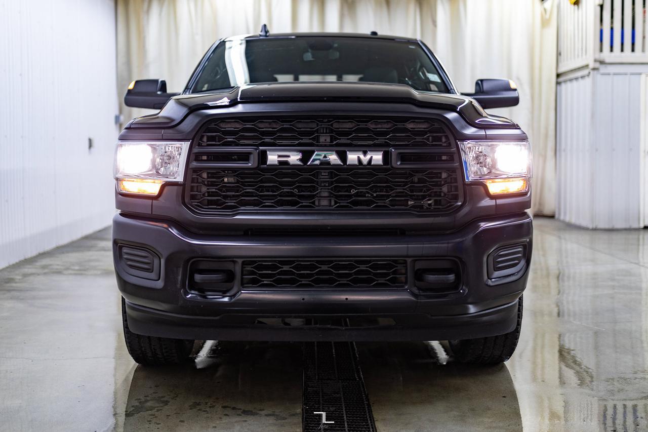 2022 Ram 3500 4x4 Crew Cab Tradesman Diesel AISIN BCam Red Deer AB