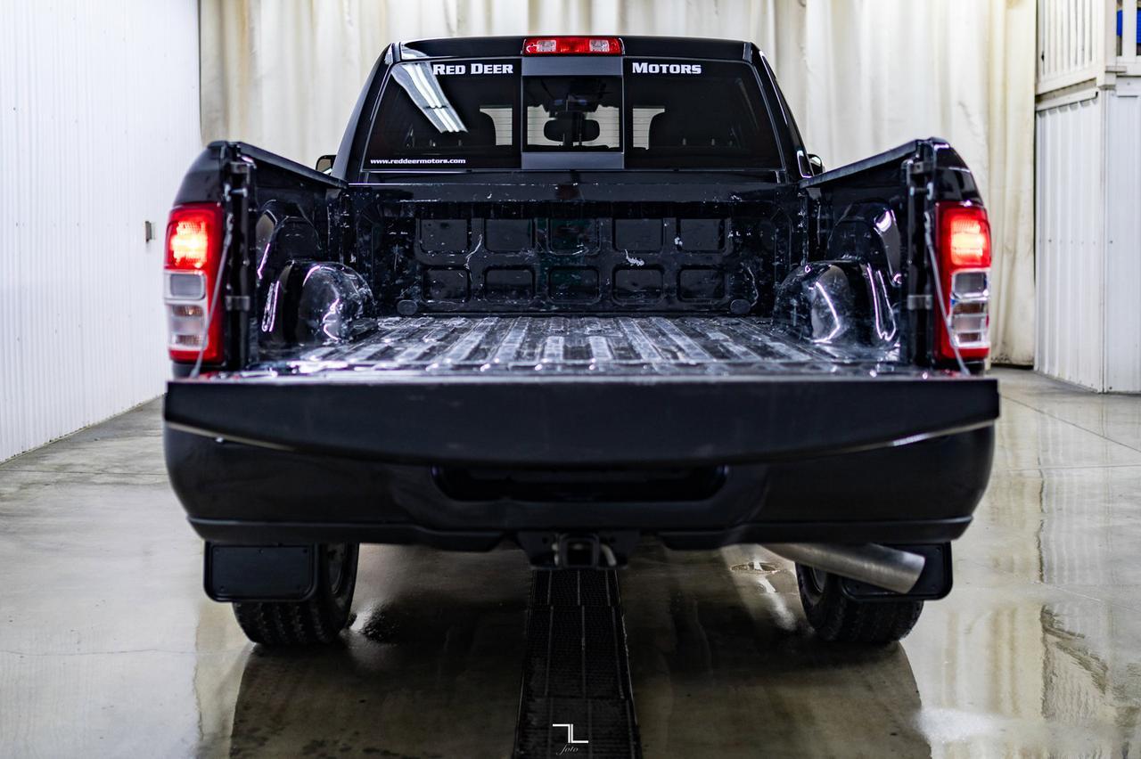 2022 Ram 3500 4x4 Crew Cab Tradesman Diesel AISIN BCam Red Deer AB