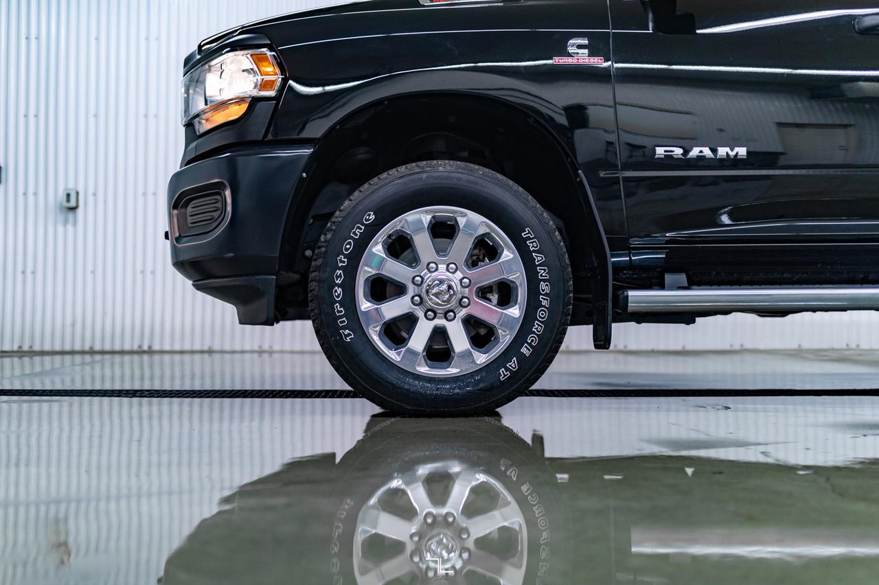 2022 Ram 3500 4x4 Crew Cab Tradesman Diesel AISIN BCam Red Deer AB